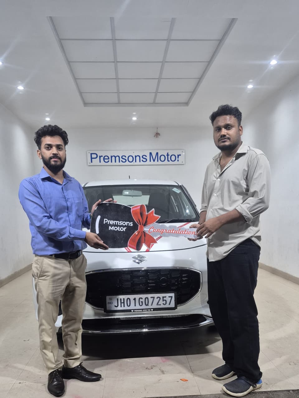 Customer with new Maruti Suzuki vehicle